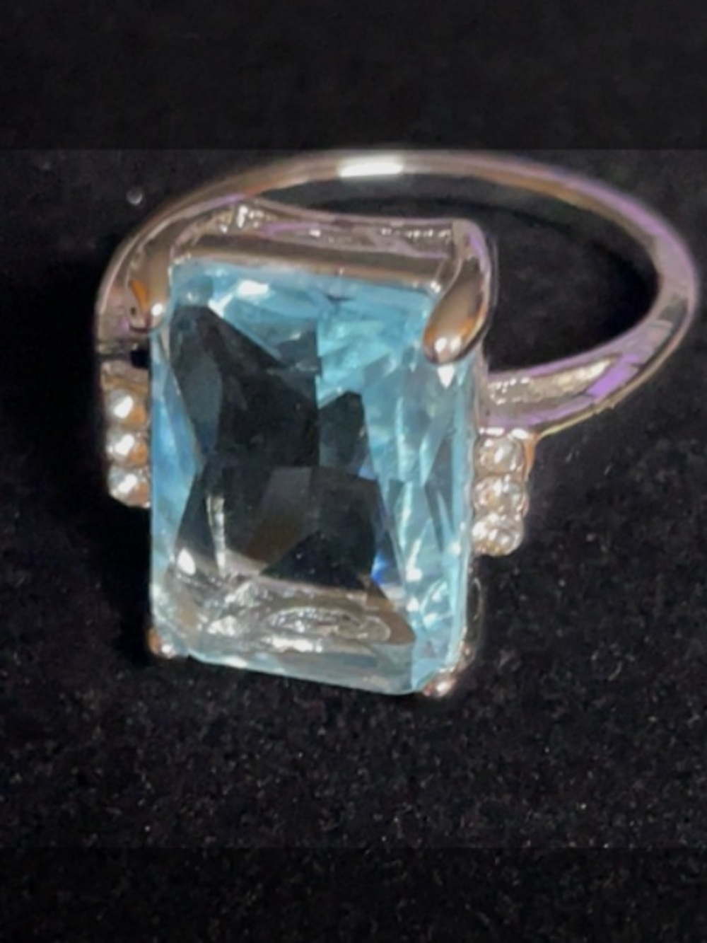 Gorgeous size 7 ring by Najure.collective